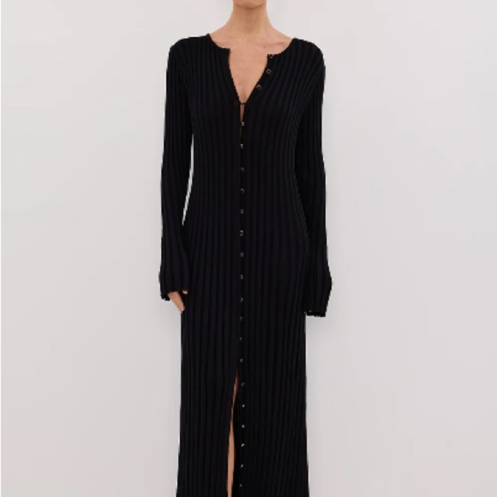 Elegant Black Button-Down Maxi Dress